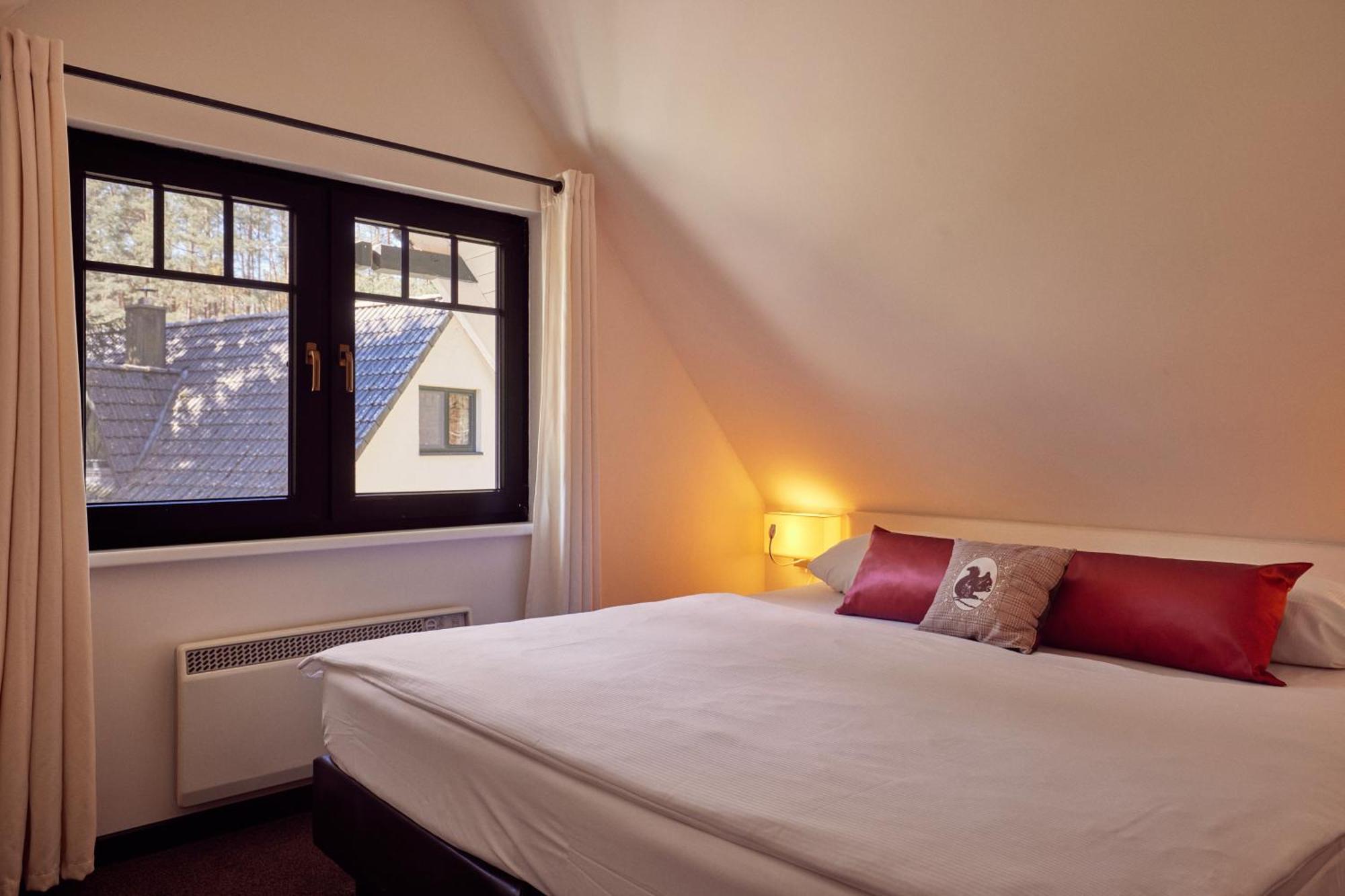 Van Der Valk Naturresort Drewitz Nossentiner Huette Exterior photo