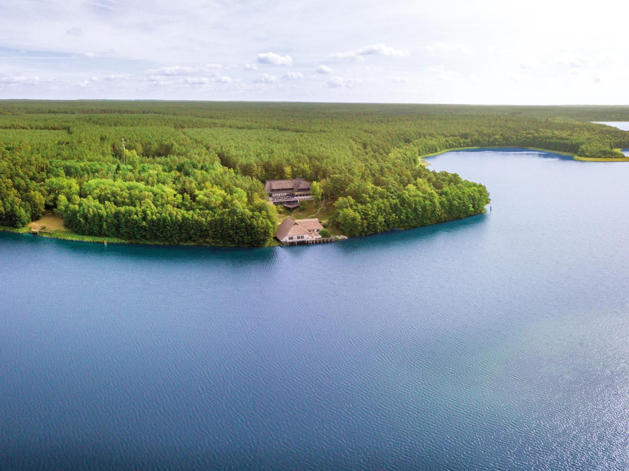Van Der Valk Naturresort Drewitz Nossentiner Huette Exterior photo